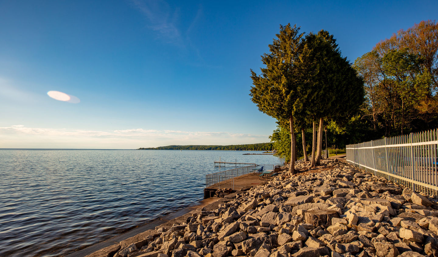 Explore the shores of Sturgeon Bay  